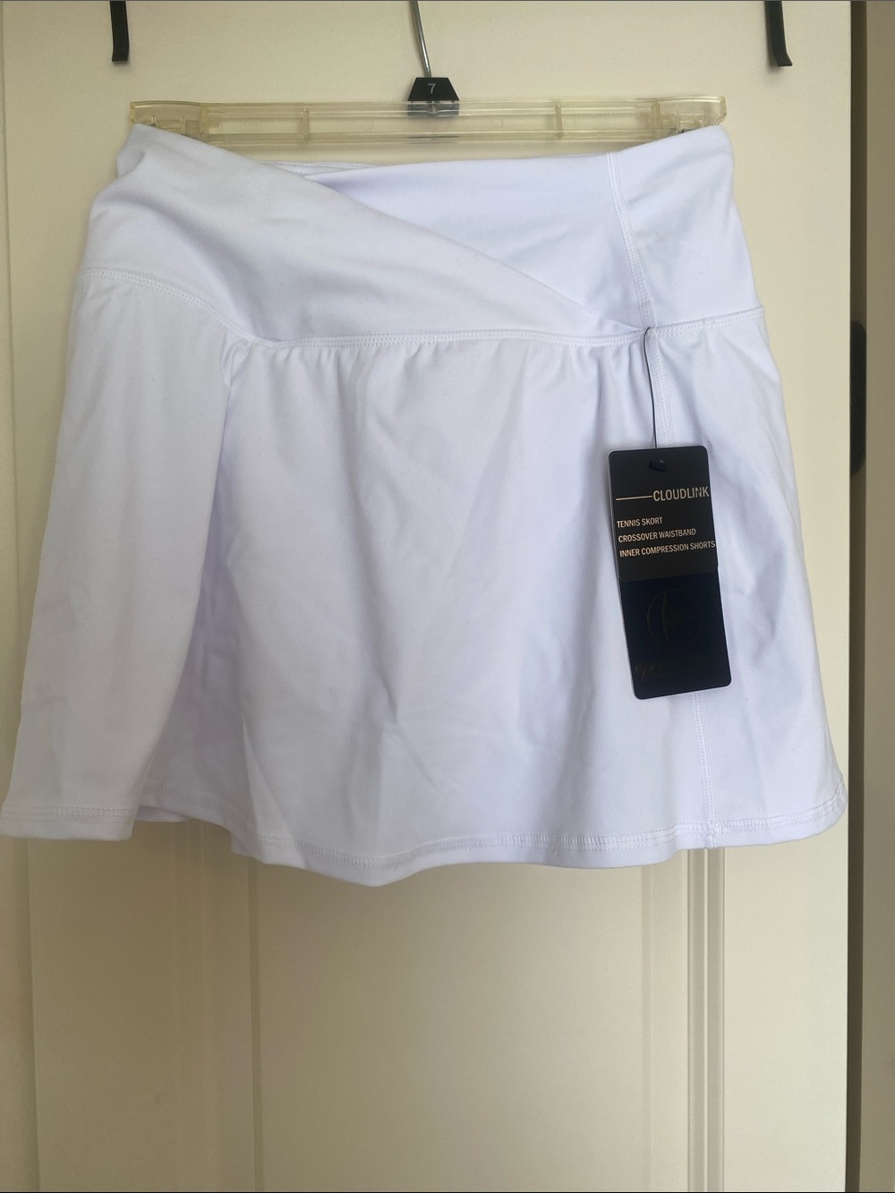 90 Degree By Reflex White Performance Skort - size medium -NWT